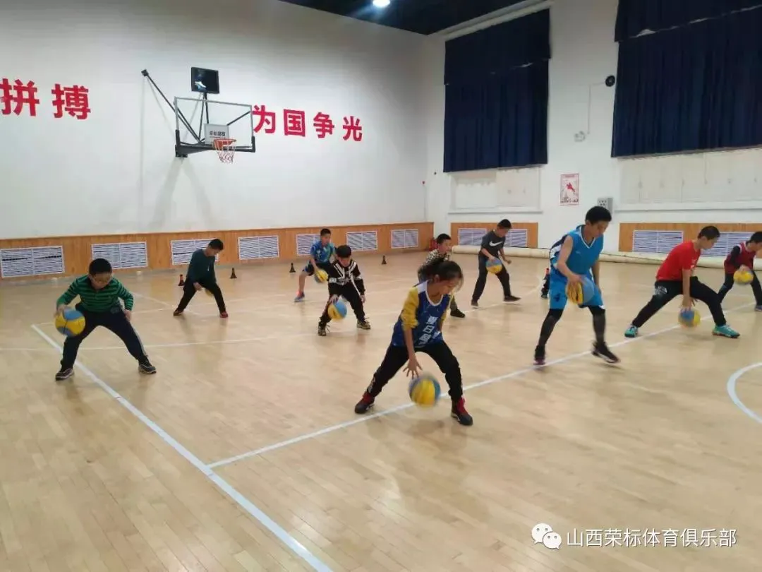 篮球队训练总结报告怎么写啊英语_1